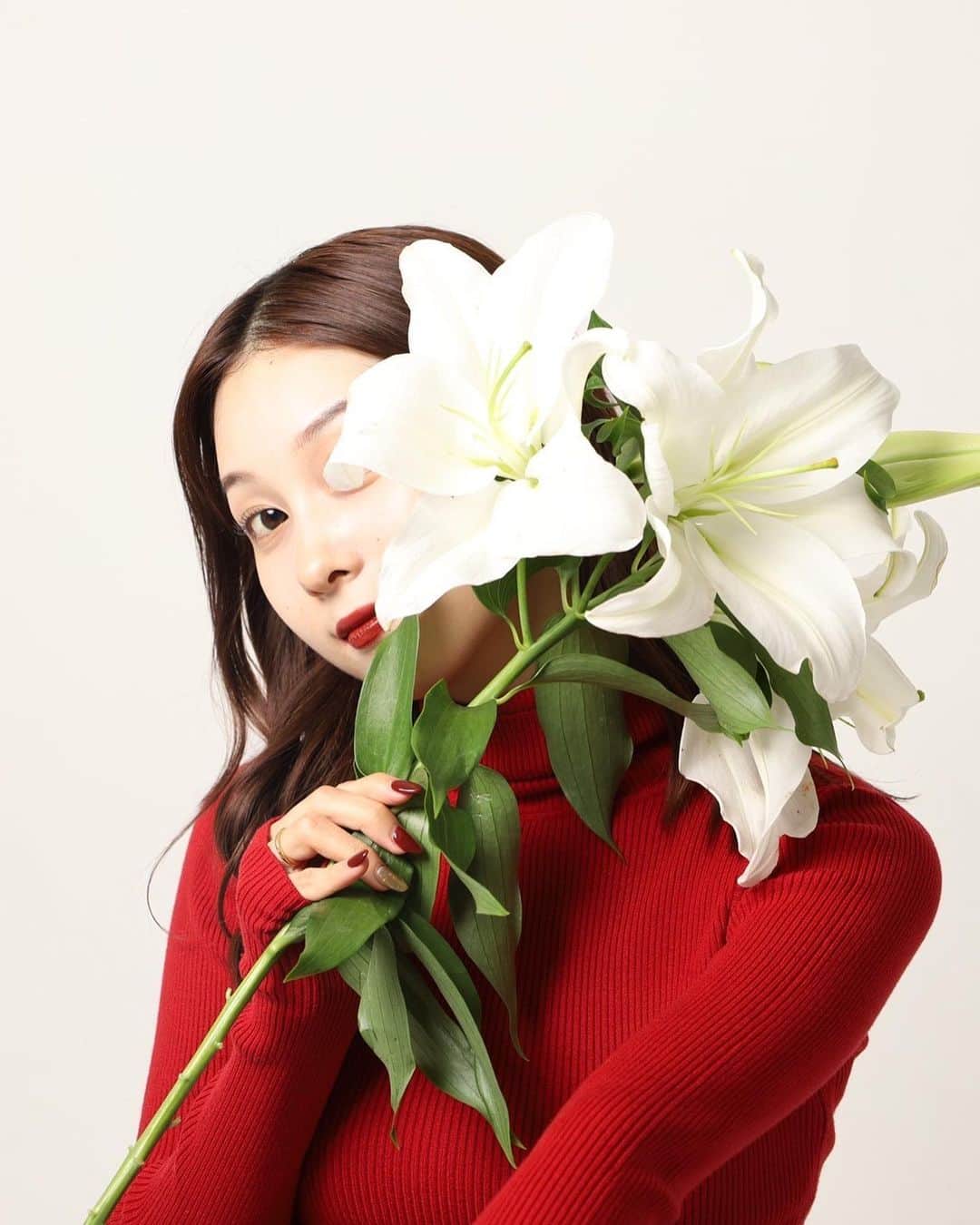 広瀬梨奈さんのインスタグラム写真 - (広瀬梨奈Instagram)「white lily」9月29日 8時32分 - kukuriri_
