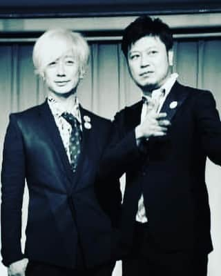 Ju-kenさんのインスタグラム写真 - (Ju-kenInstagram)「Ju-ke ‘n’ Tai  IN 「Suit & Tie」Vol.4  2023年9月30日(土) @ TEPPAN 燈-akari- bar 東京都江東区南砂6-2-1-2F  出演 Ju-ken 光永泰一朗  2人がスーツとタイで ビシッとお迎え致します。 質問コーナーや 即席生演奏も！ お客様にドレスコードはありませんが ドレスアップは大歓迎！ お洒落で楽しい夜にしましょう！  燈-akari- 自慢のコース料理付 ¥6500 +1D(自由席) お好み焼きを含むオススメコース! ※シェアが難しい為、もんじゃはコースに含まれておりませんが ご希望のお客様には追加でご用意出来ます  25席限定(メール先着順) 17:00 ご入場〜お食事 (18:30まで) 18:30 トーク&ライブ 20:00終演予定  予約方法：メールのみ↓ ryota_taichiro@yahoo.co.jp  (↑アドレスをクリックするとメールソフトが起動します。) ①『9/30ライブ』②『お名前』③『人数』の3項目を必ず明記の上お申し込み下さいませ。 1週間以内にご予約完了メールをお送り致します。受信設定をお願い致します。」9月29日 8時51分 - jkn627