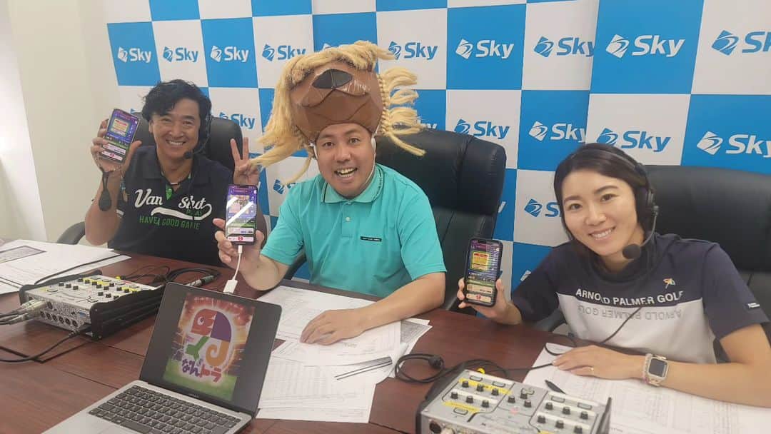 大西ライオンのインスタグラム：「Sky株式会社 公式YouTube⁡ ⁡３チャンネルで、ずっと配信しております。⁡ ⁡⁡ 【なんドラ】というアプリやりながらですとめちゃくちゃ面白いですよ！やってみてくださいー！⁡ ⁡⁡ ⁡ #なんドラ  #skyレディースabc杯」