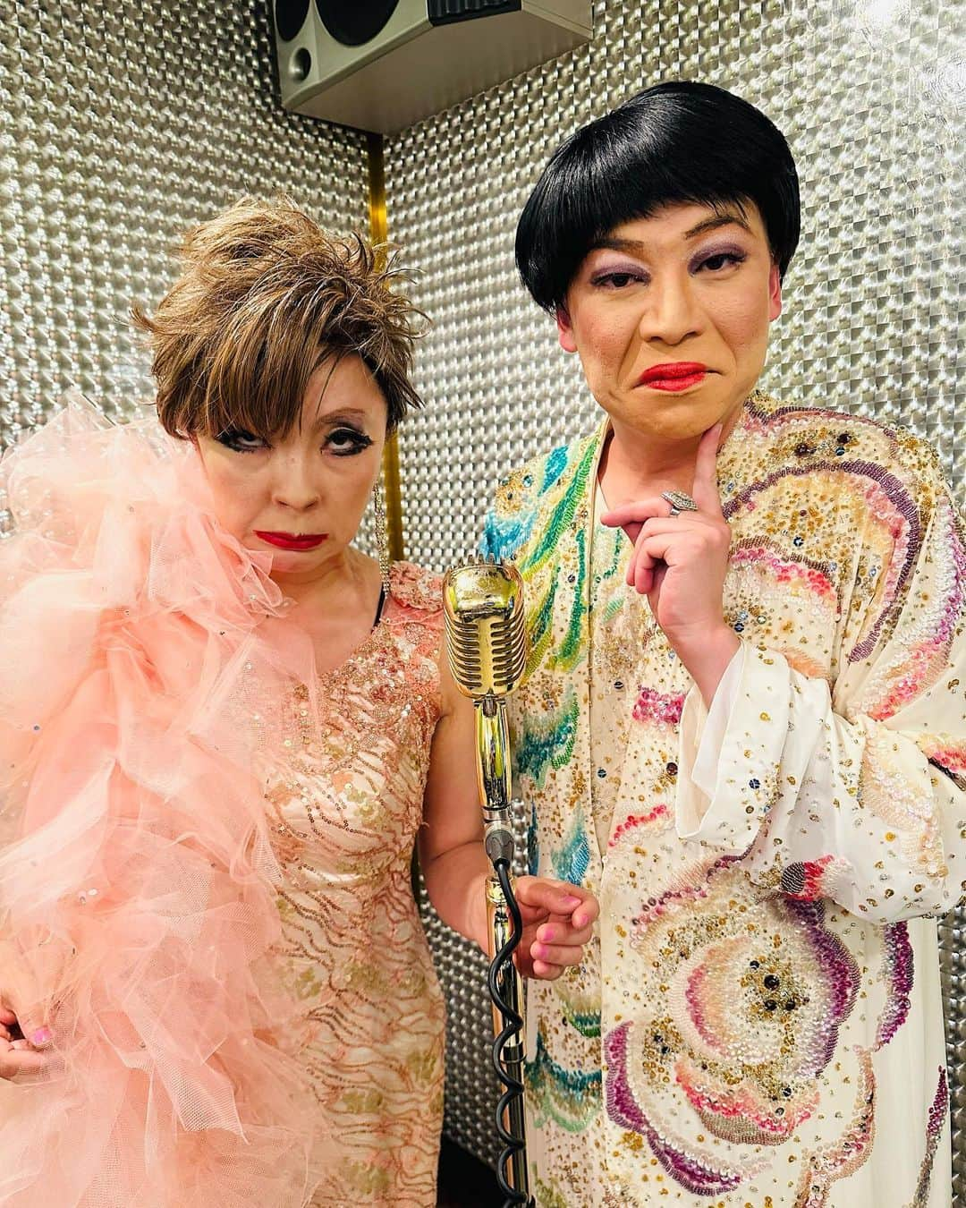 美川憲二さんのインスタグラム写真 - (美川憲二Instagram)「御本家、美川憲一さん　告知よ〜  本日9月29日(金)  フジテレビ　「ぽかぼか」に　  仲良し　研ナオコさんと美川憲一さん  ゲスト出演しますわよー‼️🥹😃😄📺✨✨✨✨✨✨✨✨✨✨  昼11：50〜13：50。  みんな〜  観るのよ〜🥰💕💕💕💕💕💕  あっ　写真は　美川憲二と研ナオノコト‼️ (坂本冬休みちゃん) 😄😃✌️✌️笑。  それそれ〜😄😃⤴️⤴️ #ぽかぽか  #フジテレビ #本日出演よ #美川憲一  #研ナオコ  #美川憲二  #研ナオノコト #坂本冬休み  #ものまね #それそれー」9月29日 9時52分 - mikawakenji