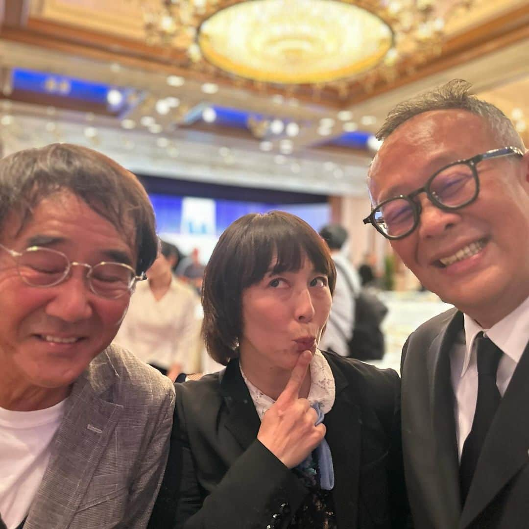 西田善太さんのインスタグラム写真 - (西田善太Instagram)「「木滑さんを送る会」の会場で配られた「木滑さんの言葉」。木滑さんしか言えない言葉が39個、並んでる。こいつは宝物ですな。この言葉通り、一緒に作ってきた"面白味ばかりでできている🥹"仲間とたくさん会えたのだ。 #木滑良久」9月29日 15時24分 - zentanishida