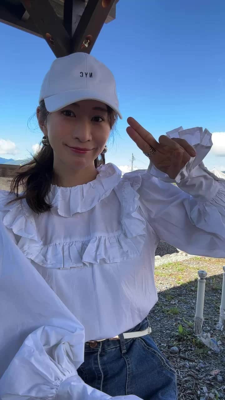 中村江莉香のインスタグラム：「@fromp_hakuba  サウナで整った朝🧖‍♀️🩵🩵  with @momochi.mochi   #グランピング #白馬 #長野県 #グランピング女子会 #サ活 #サウナー #サウナ女子 #サウナ好きな人と繋がりたい #サウナガール #白馬旅行 #長野旅行 #fromp」