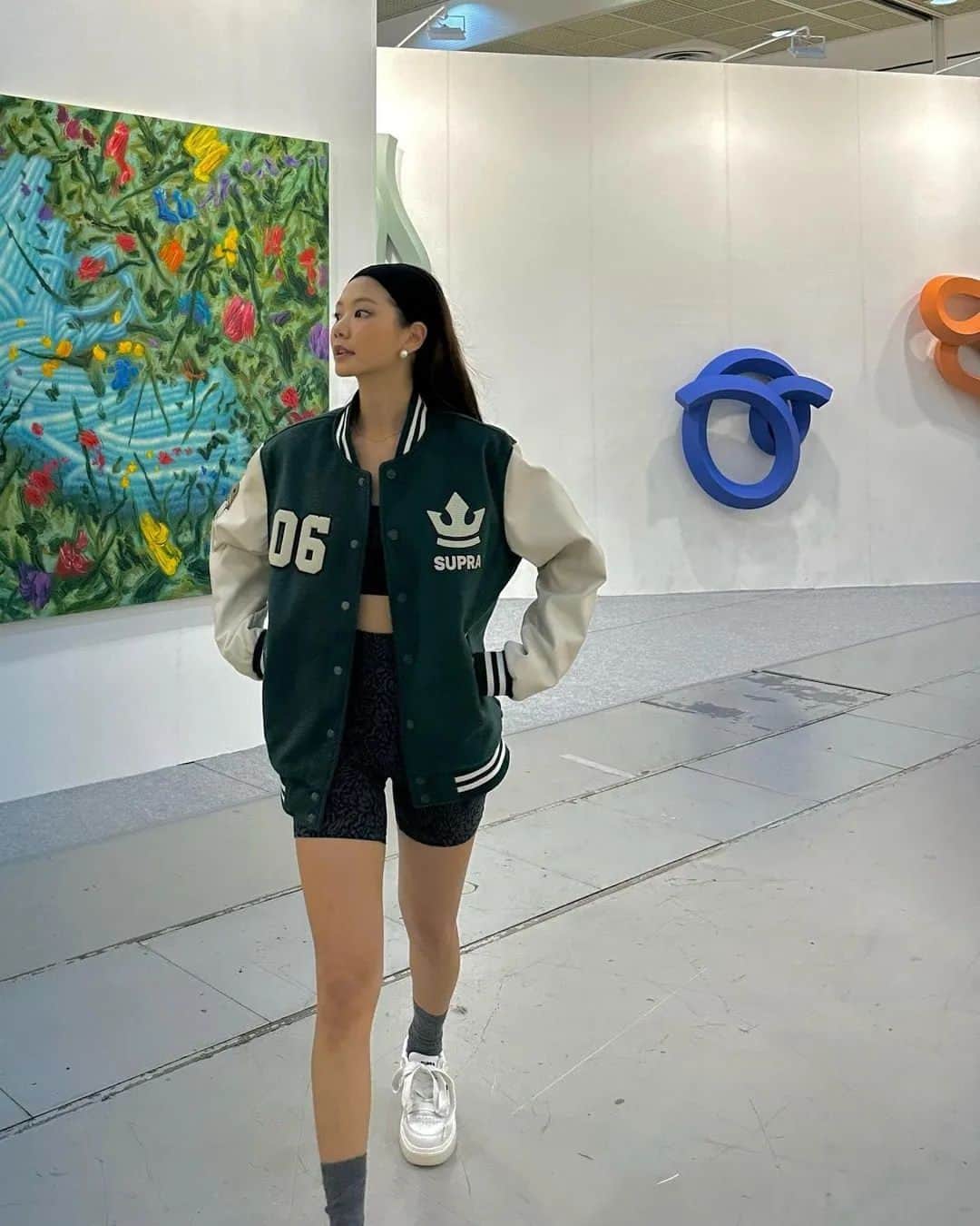 スープラのインスタグラム：「23FW SUPRA VARSITY JACKET in KIAF Seoul」