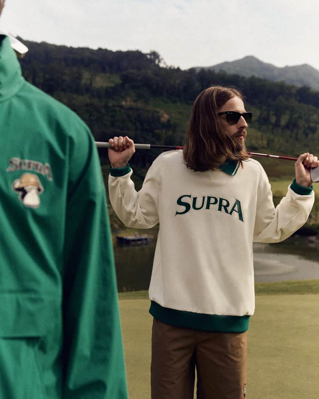 スープラのインスタグラム：「Introducing the 23FW SUPRA BAYC collection that will create a witty golf lifestyle. Discover more via the link in bio.」