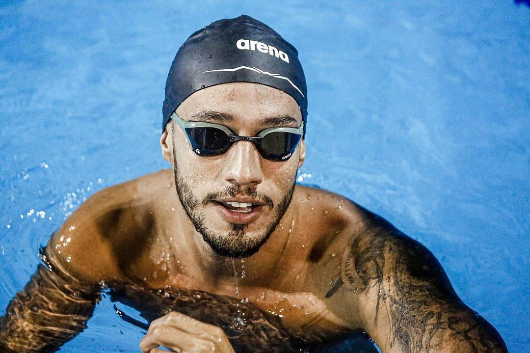 ルイス・アルタミル・メロのインスタグラム：「Primeiro dia ✅  Só aquecendo 🔥  📸 : @andre.gorki   @sesiceara @idealswimteam  @idealclube  @ergosfortaleza @academial3  #SESICeará #SESISaúde #BolsaEsporteFortaleza #Secel #EsporteLazerFortaleza」