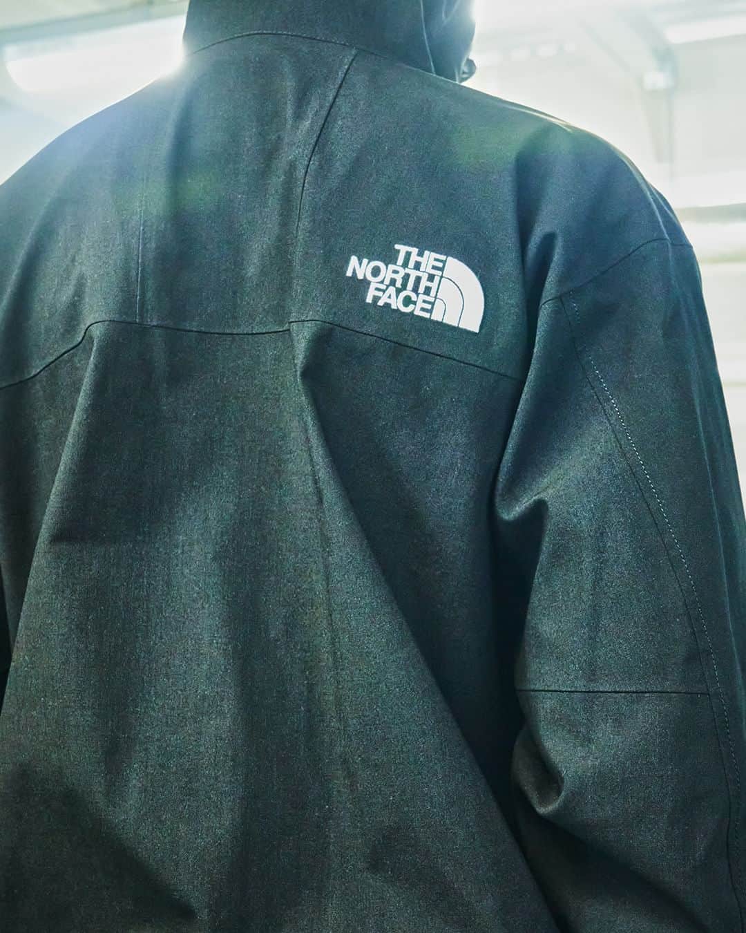 THE NORTH FACE JAPANさんのインスタグラム写真 - (THE NORTH FACE JAPANInstagram)「本日発売のTHE NORTH FACEが展開する、革新的な構造タンパク質素材、Brewed Protein™（ブリュード・プロテイン™）繊維を採用したプロダクトを是非ご覧ください。  O NUPTSE JACKET ND92351R ¥110,000 (TAX-IN)  O BALTRO LIGHT JACKET  ND92350R ¥148,500 (TAX-IN)  O MOUNTAIN JACKET NP62350R ¥148,500 (TAX-IN)    日本国内での販売店舗は、@tnf.alter @tnf_unlimited @tnf_unlimited_shinsaibashi @regenerative_circle @goldwinwebstore です。 詳細はプロフィール内のリンク、または上記販売店舗のインスタグラムアカウントよりご確認ください。  We are pleased to announce that THE NORTH FACE launches five new products made with Brewed Protein™ fibers, innovative structural protein materials, in Japan today. The products are available at @tnf.alter @tnf_unlimited @tnf_unlimited_shinsaibashi @regenerative_circle @goldwinwebstore in Japan .  #thenorthface  #regenerativecircle #spiber #brewedprotein」9月29日 12時00分 - thenorthfacejp