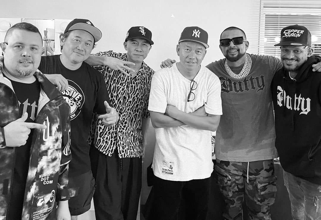 mastasimonのインスタグラム：「Respect to @duttypaul and the Dutty Rock Family for years on top of years !   ショーンポールとは長い付き合い。 どんな売れて有名になっても俺らに対して態度を変えない。本物。」