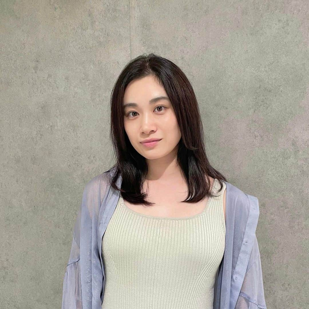 鈴木芳奈さんのインスタグラム写真 - (鈴木芳奈Instagram)「ヘアを整えていただきまして。 すーぐ伸びちゃうけど、このくらいの長さが落ち着きます☺️」9月29日 12時29分 - tachibana_kanna