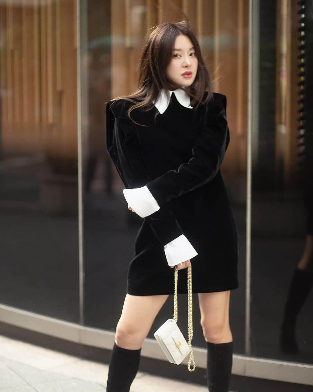 マーイ＝ナパサシ スラワンさんのインスタグラム写真 - (マーイ＝ナパサシ スラワンInstagram)「🐺🖤 @HM  #hmstudio #HMxME #HMThailand」9月29日 13時09分 - mind_napasasi