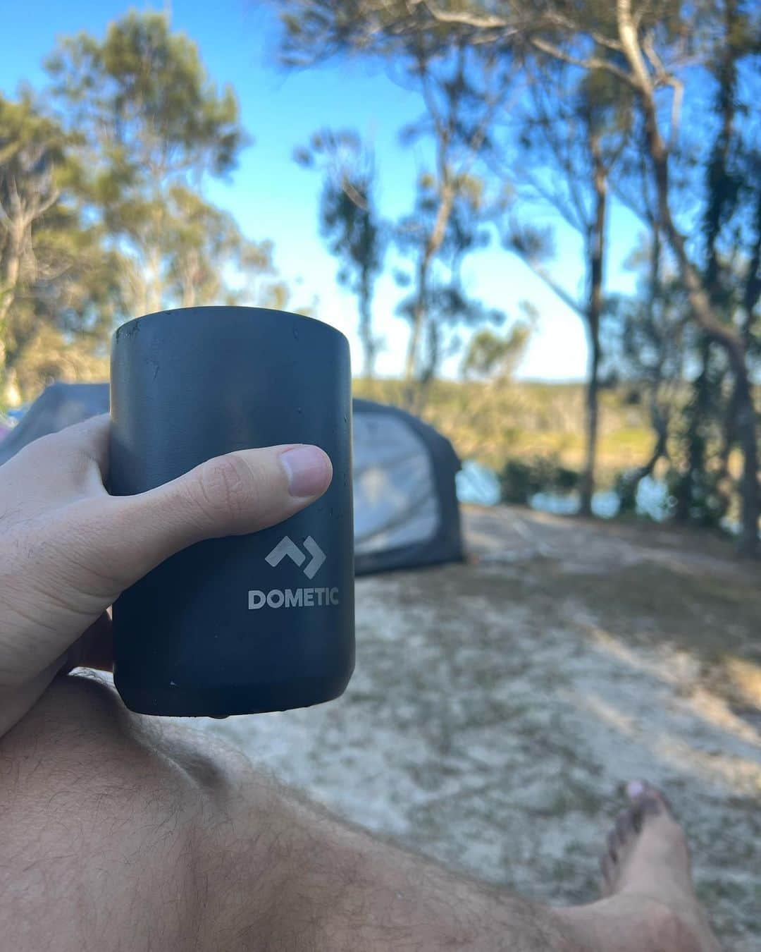 オーウェン・ライトさんのインスタグラム写真 - (オーウェン・ライトInstagram)「First time with both kids by myself out camping.. absolutely loving it. Not sure if the kids are though haha  can’t believe how easy it is when you got the right gear.. thanks @dometic」9月29日 13時26分 - owright