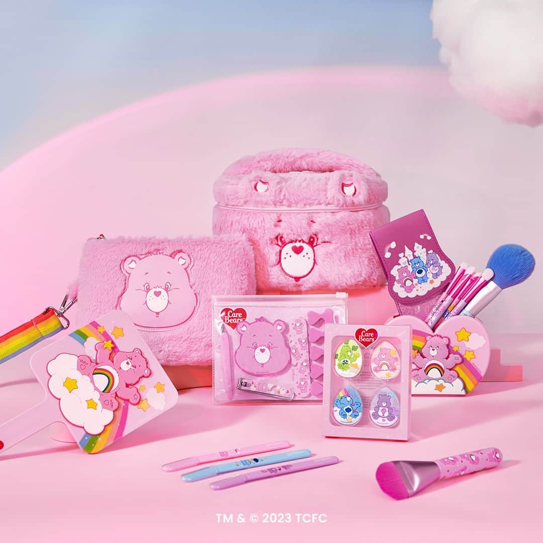 SHEINのインスタグラム：「Shop the #SHEINxCareBears ACCS collection to wear your care eveywhere🌈🛒💫  🔗:https://shein.shop/vf4468e  #SHEINxCareBears #SHEINcollabs #CareBears」