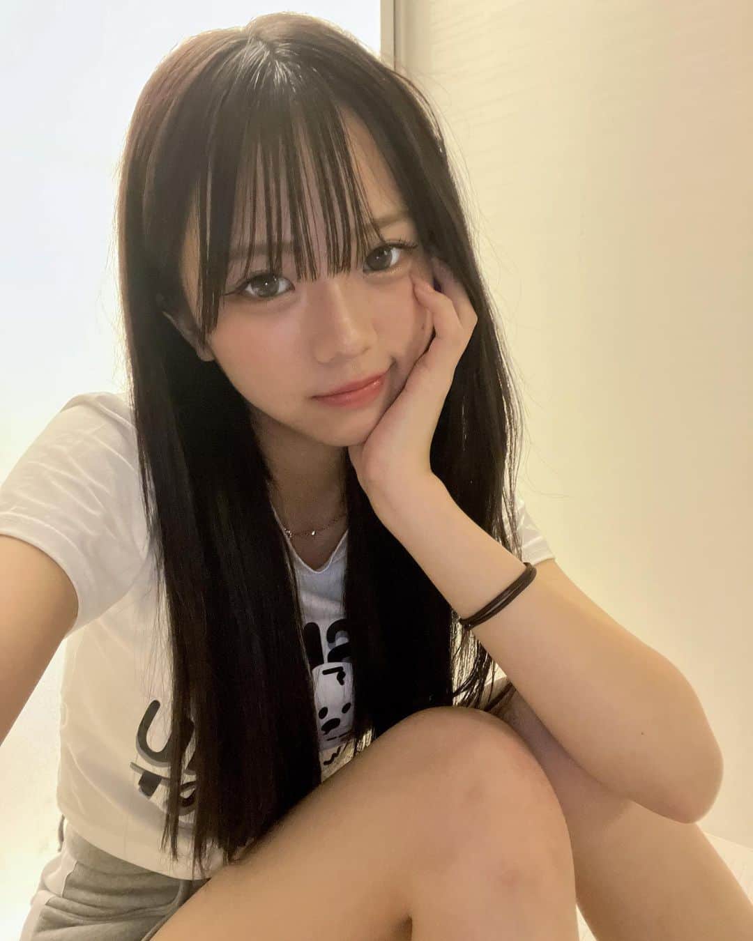 みつきなんだよねのインスタグラム：「どこで撮ってるでしょーか🛀」