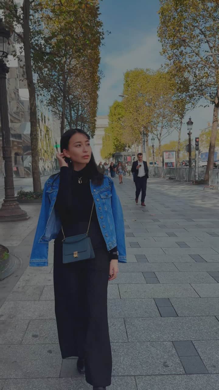 岩間恵のインスタグラム：「@hotelchateaudesfleurs」