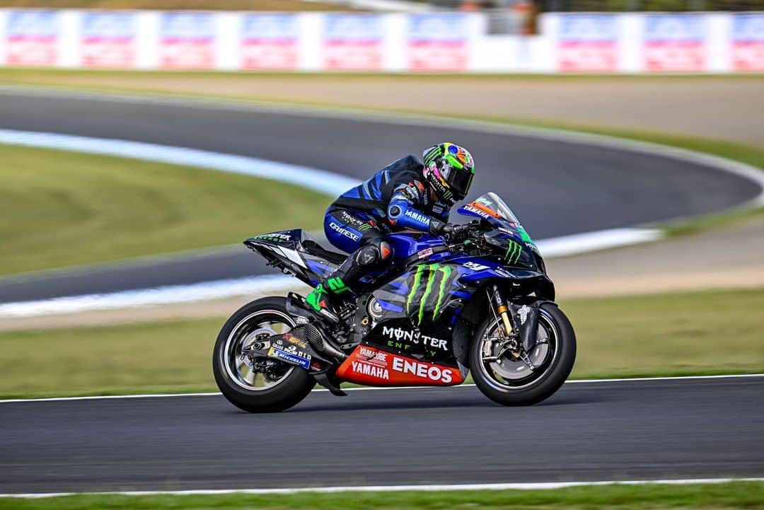 YamahaMotoGPさんのインスタグラム写真 - (YamahaMotoGPInstagram)「💬 @frankymorbido, Grand Prix of Japan - Practice Result - 15th:  "Unfortunately, we didn’t have the potential to get directly into Q2. We are losing a lot on acceleration, also compared to Fabio, and we need to understand well what happened because usually it’s not like this. We need to check why this occurred and then fix it for tomorrow."  #MonsterYamaha | #MotoGP | #JapaneseGP」9月29日 23時14分 - yamahamotogp