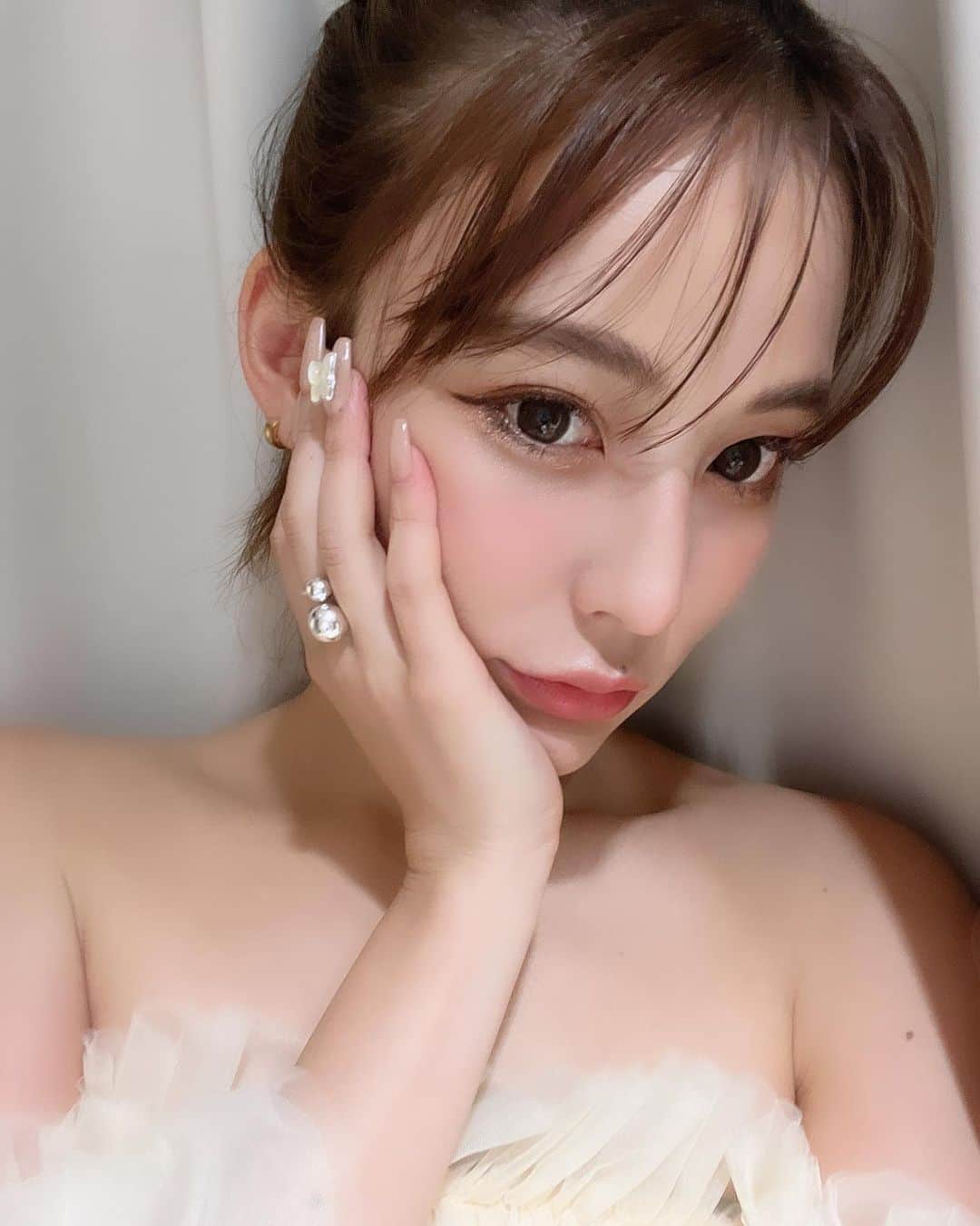 南條有香のインスタグラム：「💅✨」