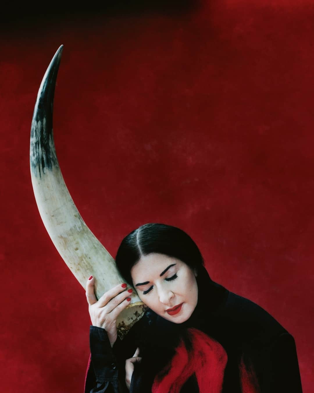 AnOther Magazineのインスタグラム：「Have you been to Marina Abramović's major exhibition at the @royalacademyarts yet? ⁠ ⁠ “The show at the Royal Academy was postponed by three years and I’m so glad because the show looks totally different now,” Abramović told Hans Ulrich Obrist in our new issue. “I had three years of reflecting, three years of changing and three years of understanding what the show should be.” Read the full interview at the link in bio 📲⁠ ⁠ Taken from the Autumn/Winter 2023 issue of AnOther Magazine. ⁠ ⁠ Photography by @jordan_hemingway ⁠ Styling by @elliegracecumming ⁠ Marina Abramovic in conversation with @hansulrichobrist ⁠ Editor-in-chief @susannahfrankel ⁠ Art direction by @sarahjaynetodd_ ⁠ Hair by @tsukihair ⁠ Make-up by @kabukinyc ⁠ Casting by @gkldprojects⁠ Set design by @griffin.stoddard⁠ Production by @faragoprojects ⁠」