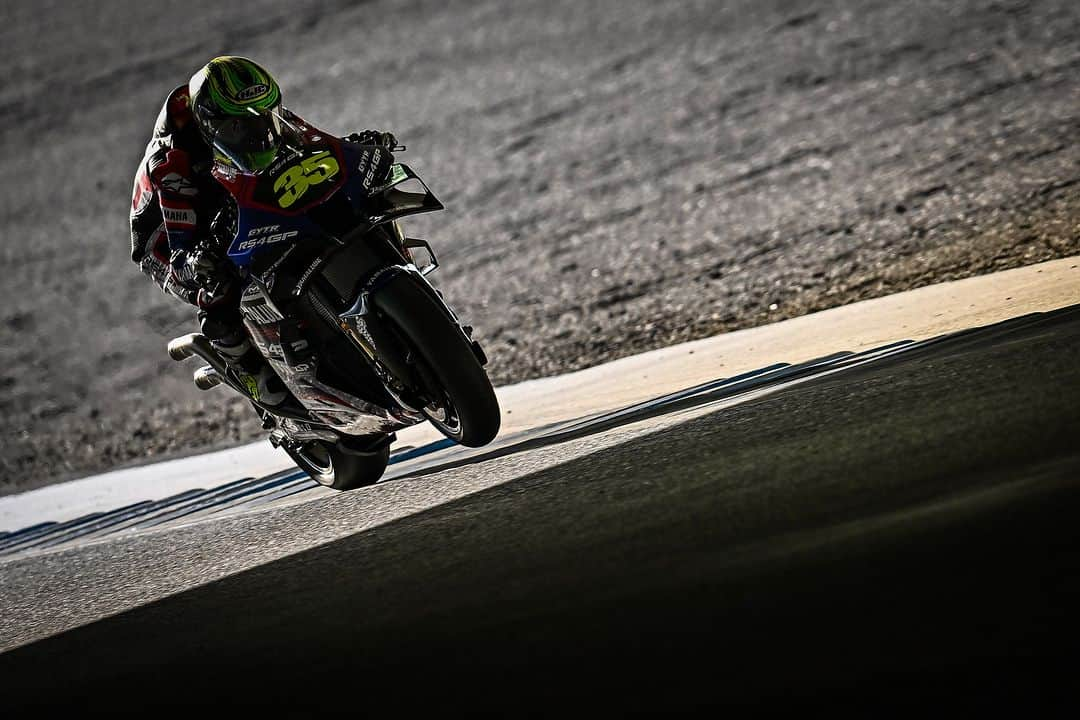 YamahaMotoGPさんのインスタグラム写真 - (YamahaMotoGPInstagram)「💬 @calcrutchlow, Grand Prix of Japan - Practice Result - 16th:  "Today went well. We enjoyed being back in the MotoGP class with the YAMALUBE RS4GP bike. We’re trying to understand different parts of the Yamaha for moving forward with development. These are parts that I have already tested over the year. Some that we thought were positive and others we didn’t like so much, but it’s always great to get some mileage on this bike. There is no need for us to come to this GP and ride the standard bike that Fabio and Franky are riding, because we already have the data from this. So, it’s good for us to evaluate other parts over the weekend. Today went without any drama. It was good to get the test team into working mode for a race weekend, which is different from the testing role that we usually play. We are now going to endeavour to do better tomorrow with regards to looking at the data and how we can improve the setting and the feeling. Today’s set-up was not my preferred setting for the bike because, as I said, we are evaluating different things, but today went quite well. I was happy enough with my lap time, considering the pace of the guys at the front."  #MonsterYamaha | #MotoGP | #JapaneseGP」9月30日 0時06分 - yamahamotogp