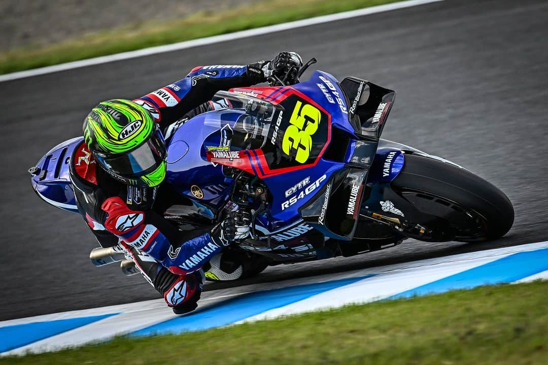 YamahaMotoGPさんのインスタグラム写真 - (YamahaMotoGPInstagram)「💬 @calcrutchlow, Grand Prix of Japan - Practice Result - 16th:  "Today went well. We enjoyed being back in the MotoGP class with the YAMALUBE RS4GP bike. We’re trying to understand different parts of the Yamaha for moving forward with development. These are parts that I have already tested over the year. Some that we thought were positive and others we didn’t like so much, but it’s always great to get some mileage on this bike. There is no need for us to come to this GP and ride the standard bike that Fabio and Franky are riding, because we already have the data from this. So, it’s good for us to evaluate other parts over the weekend. Today went without any drama. It was good to get the test team into working mode for a race weekend, which is different from the testing role that we usually play. We are now going to endeavour to do better tomorrow with regards to looking at the data and how we can improve the setting and the feeling. Today’s set-up was not my preferred setting for the bike because, as I said, we are evaluating different things, but today went quite well. I was happy enough with my lap time, considering the pace of the guys at the front."  #MonsterYamaha | #MotoGP | #JapaneseGP」9月30日 0時06分 - yamahamotogp