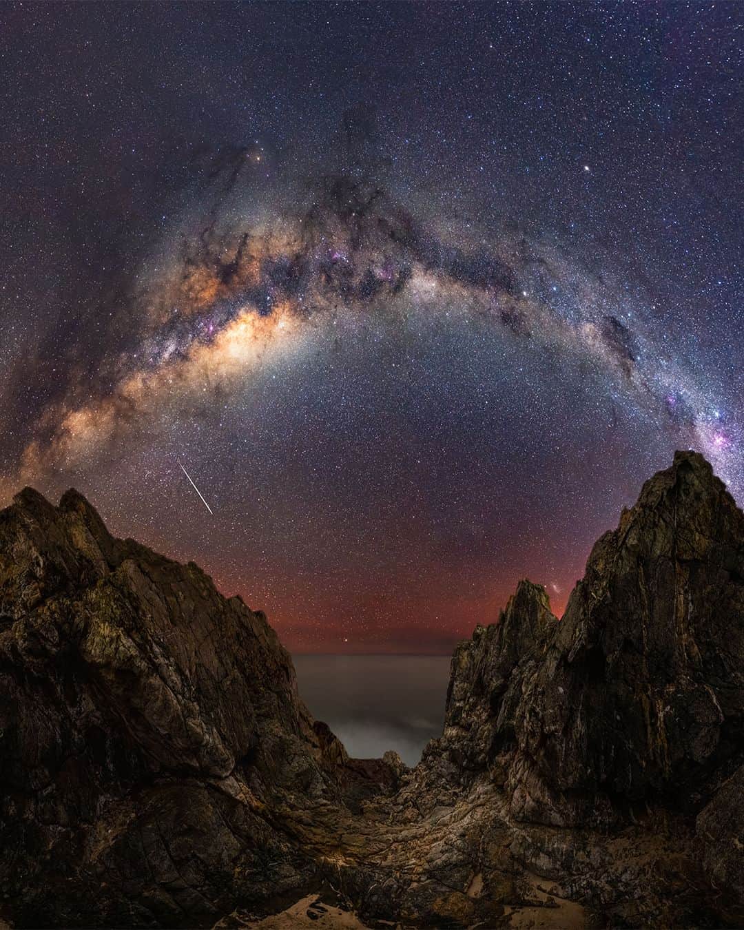 Nikon Australiaさんのインスタグラム写真 - (Nikon AustraliaInstagram)「📸 COMPETITION ALERT: Win a $250 gift card with Nikon Australia!  Introducing: #NikonSpaceWeek 🚀✨   From shooting stars to the mesmerising Milky Way, capture the cosmic wonder of our skies 🌠🌙  Our esteemed judges, featuring the incredible talents of @willeadesphotography, @iso100_photography, @joshbeames, and @chungy.photos, await your stellar creations. Let the stars inspire your creativity and share your unique take on #NikonSpaceWeek.   To enter, post your entry on Instagram and tag #NikonSpaceWeek. You have until 11:59 pm AEDT on Tuesday, October 10th to submit.   Explore the terms and conditions via the link in our bio.  Photos by:  - @willeadesphotography - @iso100_photography - @joshbeames - @chungy.photos  #Nikon #NikonAustralia #MyNikonLife #NikonCreators #NikonSpaceWeek #NikonCompetition #PhotographyCompetition #NikonZSeries」9月29日 16時00分 - nikonaustralia