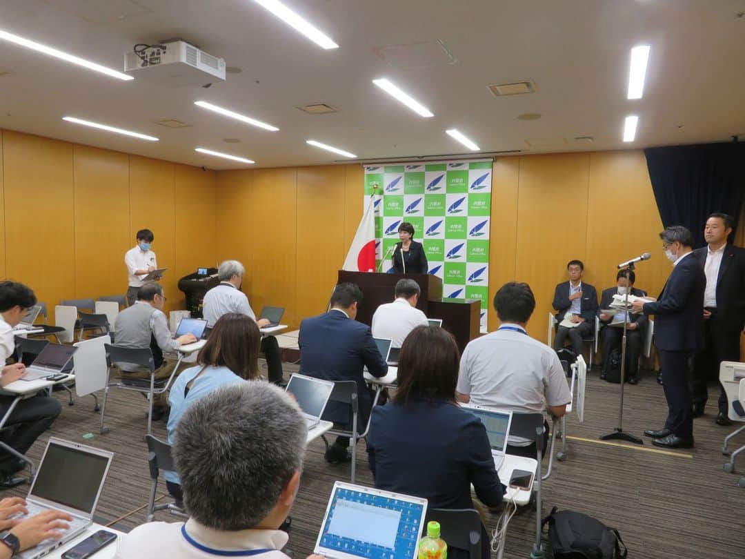 高市早苗のインスタグラム：「9月29日 大臣記者会見」
