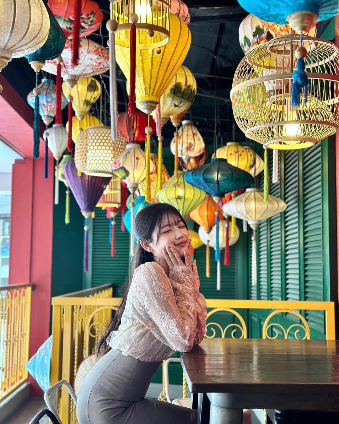 MICさんのインスタグラム写真 - (MICInstagram)「📍 @lua.hk   はるかさんがササっと撮った写真が謎にめっちゃ上手で気に入っている｡ﾟ(ﾟ´Д｀ﾟ)ﾟ｡笑  　 #lúa  #銅鑼灣美食  #causewaybay #銅鑼灣cafe  #causewaybayfood #銅鑼灣  #香港カフェ #レストラン #香港ランチ  #カフェ巡り #海外生活  #香港観光 #香港生活  #restauranthk  #hkrestaurant #hkfoodie #hkcafe #hkcake  #🇭🇰 #hkkol #hkinfluencer  #hkjapanese #hkig #vietnamfood  #vietnamrestaurant」9月29日 16時39分 - micmofmof