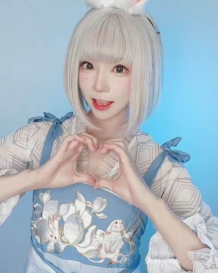 綺太郎のインスタグラム：「中秋节快乐🌕」