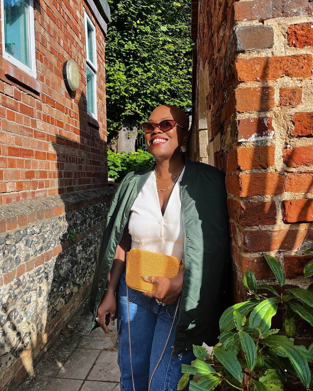 アクセサライズのインスタグラム：「September looked good on you 🍂 ⁠ ⁠ @ginaatinukeknight⁠ @anmoljhans⁠ @phoebesummernails⁠ @kerryawalker_⁠ @miyalovesbeauty」