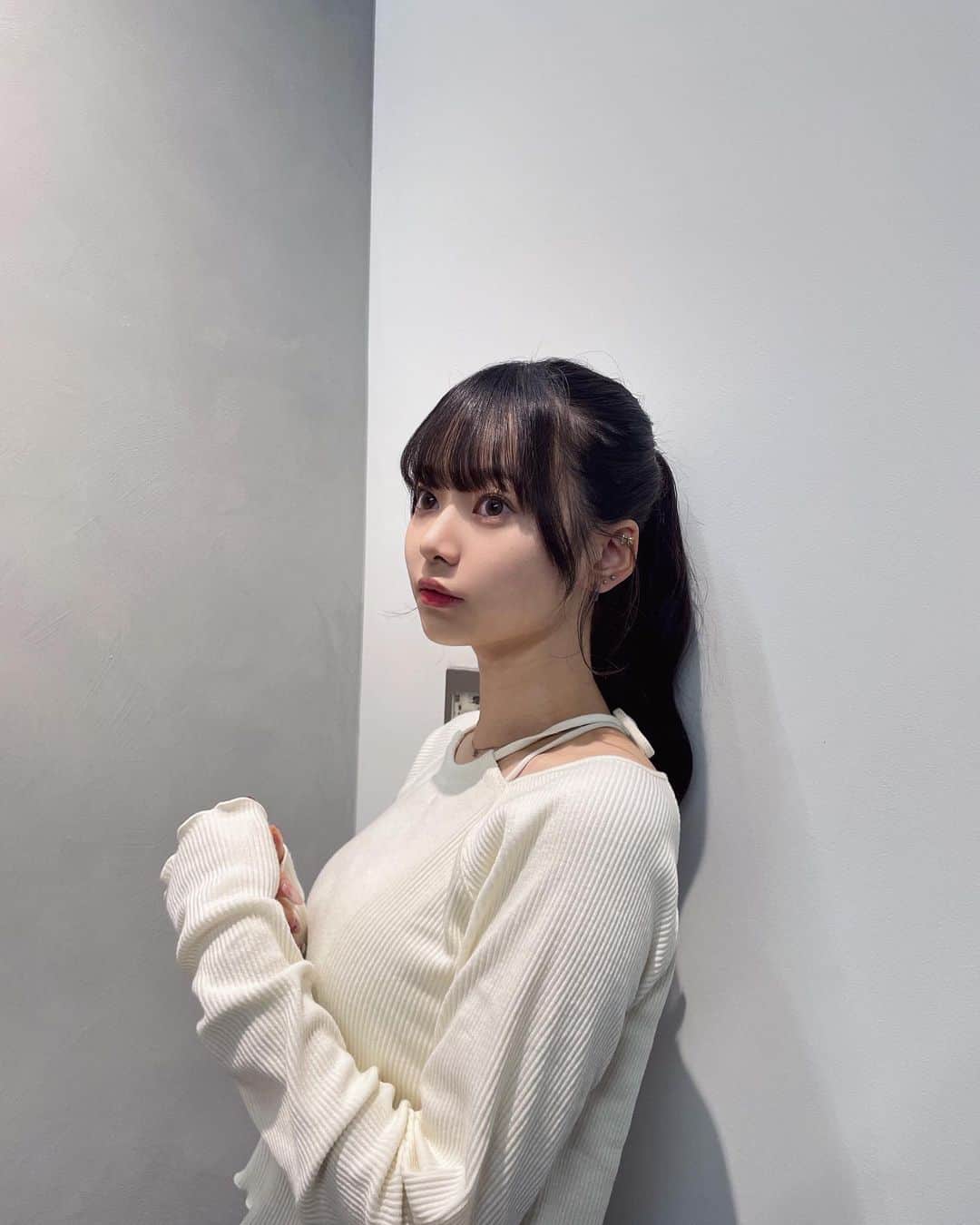 真穂さんのインスタグラム写真 - (真穂Instagram)「ポニーテール好きって言ってたからしてみたんだけど〜〜  #fyp #03」9月29日 17時15分 - bibilab1011