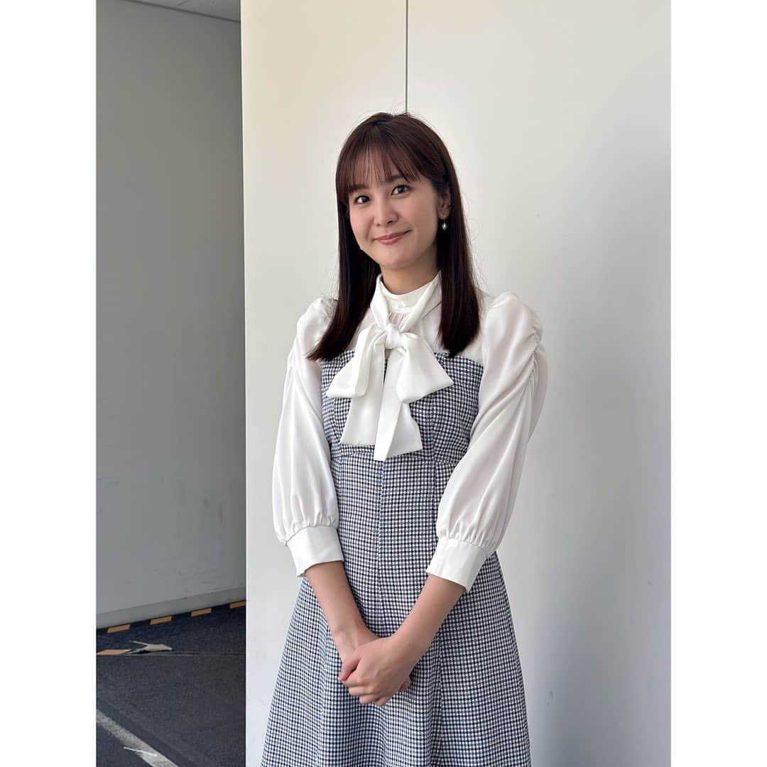 林美桜さんのインスタグラム写真 - (林美桜Instagram)「今週もお疲れ様でした😮‍💨 #ワイドスクランブル #衣装  1.2 シャツ @newans.official パンツ @icb_jp アクセサリー @ete_official  3.4 トップス @newans.official スカート @and.couture イヤリング @ete_official リング @joueteofficial 靴 @randa_pic  5.6 ワンピース @and.couture イヤリング @ete_official  7.8 ブラウス @newans.official パンツ @icb_jp イヤリング @joueteofficial  9.10 ワンピース @willselection_official アクセサリー @ete_official #アナウンサー#衣装#ootd#秋コーデ#아나운서」9月29日 17時30分 - miou0hayashi