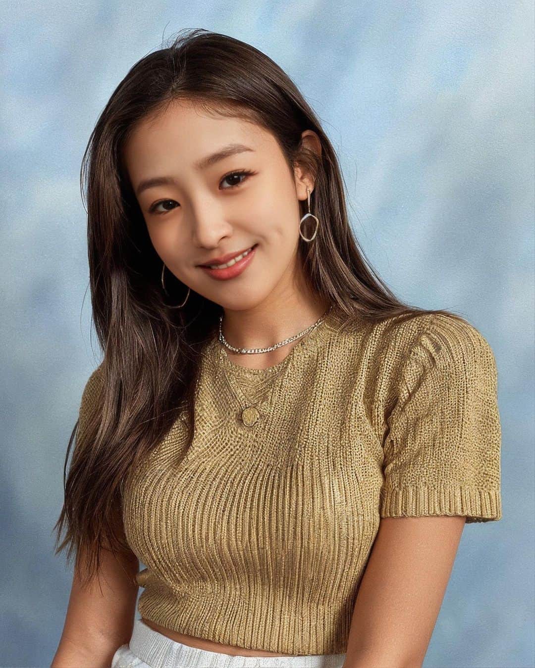 大沢あかねさんのインスタグラム写真 - (大沢あかねInstagram)「この度、ＬＡ留学から無事に 帰国しました。  Thank you guys💋  #流行りのやつやってみた #プロフィール写真 #マジでこれに変えてほしい  ＬＡでは、バスケ⛹🏼‍♀️にチアガール👯‍♀️ ミスコンや ホットドッグ🌭の大食い競争にも出場しました。 マジThank youってかんじです。」9月29日 17時38分 - oosawa_akane.official