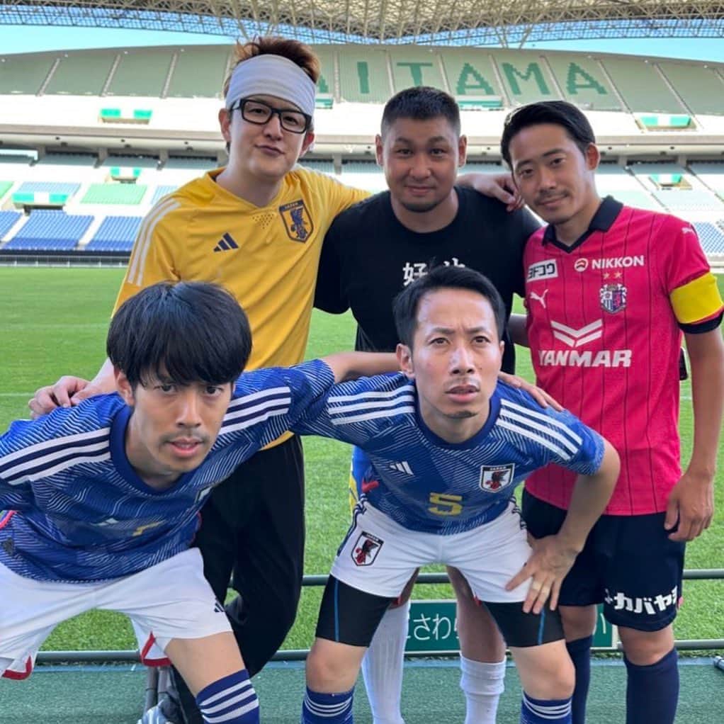 むらせさんのインスタグラム写真 - (むらせInstagram)「浦和レッズPKイベント⚽️浦和OBの皆さまと👀 #浦和レッズ #浦和レッズpk大会 #サッカー好きだなぁ #PK止められましたw #sy32」9月29日 17時41分 - murase_yuichi