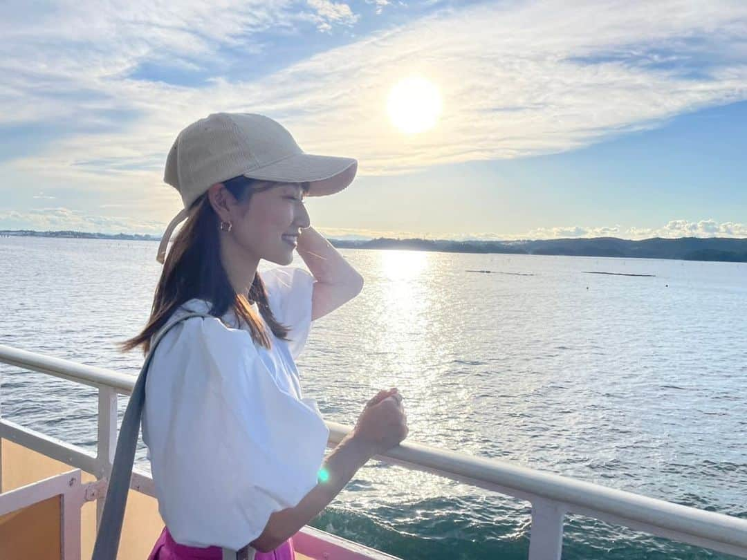 安藤萌々さんのインスタグラム写真 - (安藤萌々Instagram)「☀️😴  #報ステ の #先輩 たちと  #仙台🚢  #松島 #ディレクター の先輩達が撮る写真や動画は(特に動画)こだわり強めな気がします🤣  #プロ野球 #本拠地 制覇 目指す人  残るは #マツダスタジアム」9月29日 17時43分 - momo_ando_ex