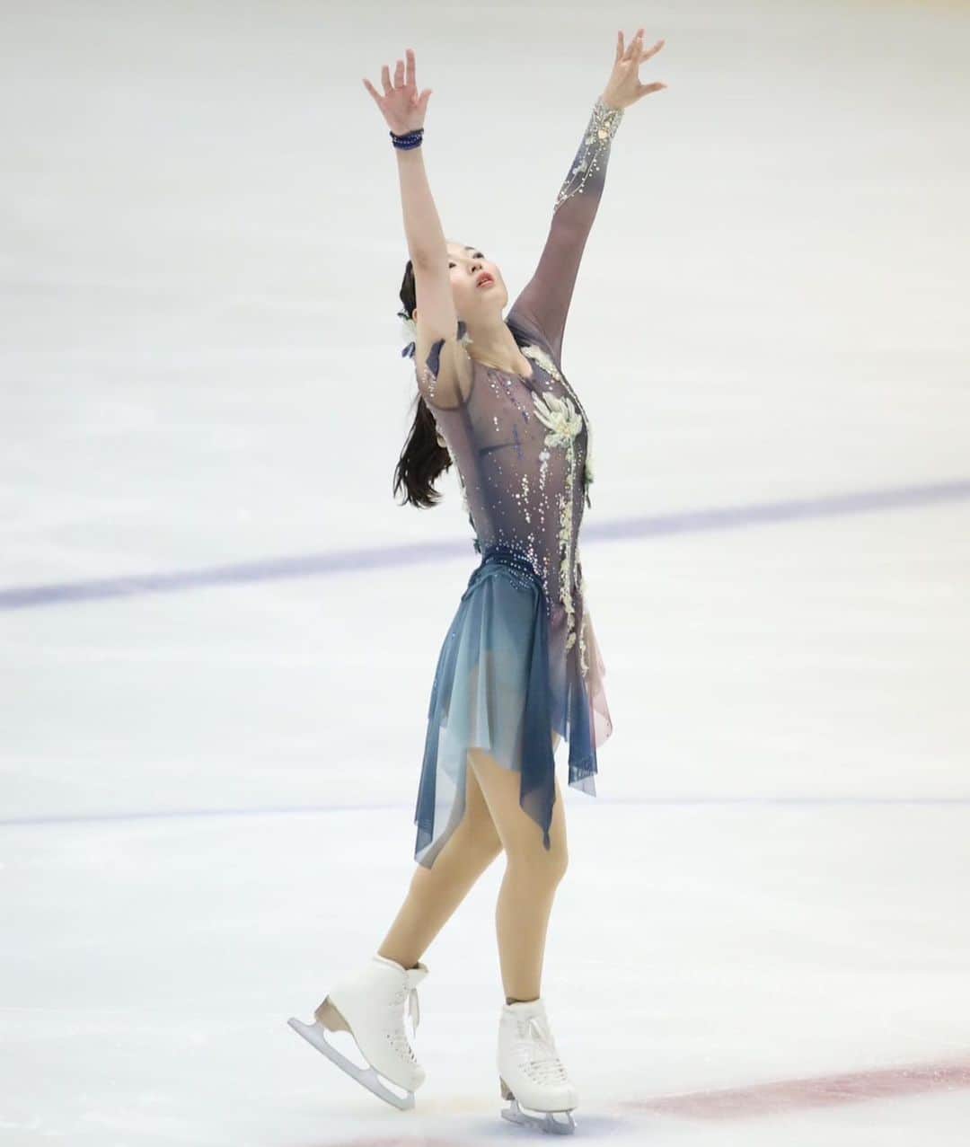 大庭雅のインスタグラム：「2023 中部ブロック⛸️  FS  医龍 Aesthetic 🕊️💙✨  ショートとフリーで全然違う雰囲気を😌✨」