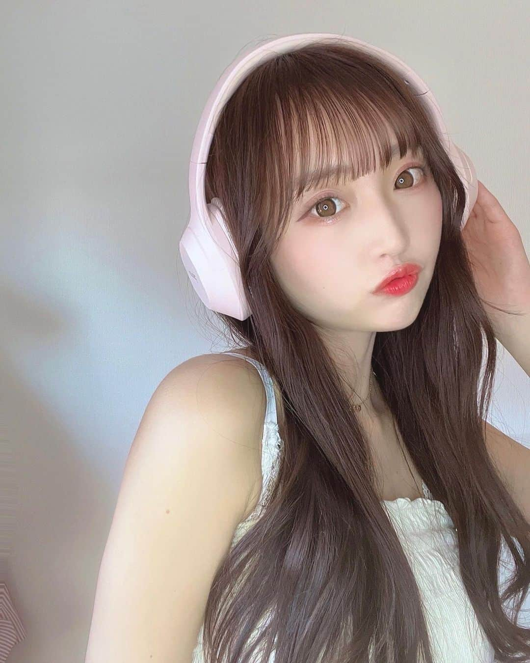 星野麻里愛のインスタグラム：「ぱっつんがいちばん落ち着く🫠」