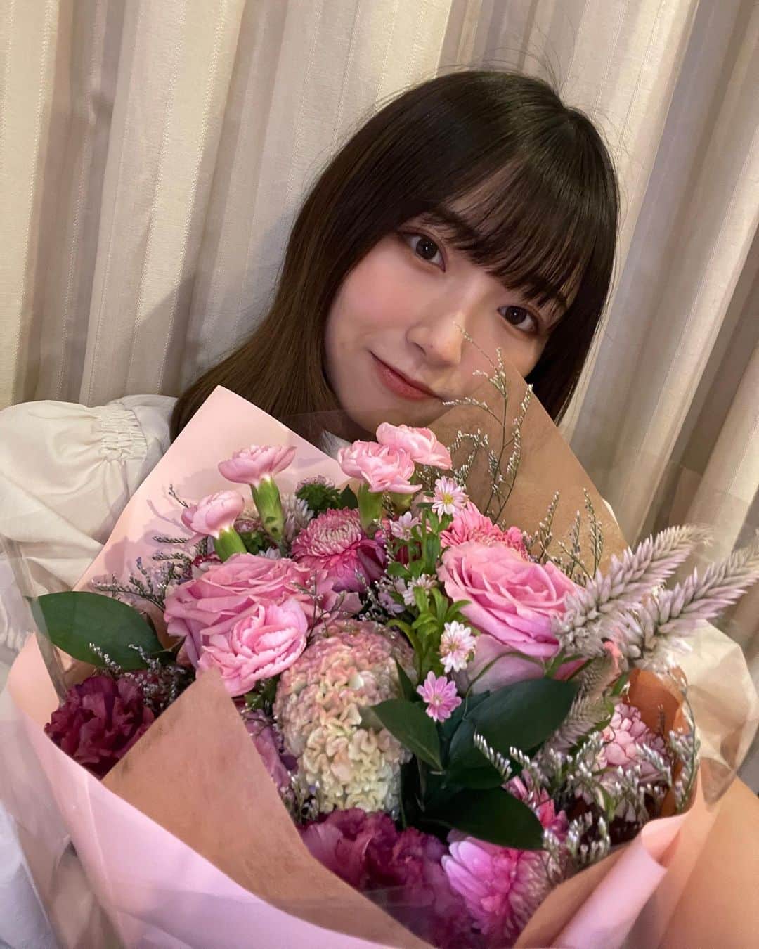 のインスタグラム：「💐」