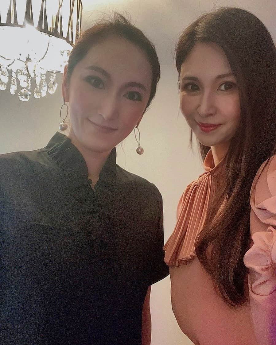 のインスタグラム：「今日からサロンに出勤復活しました❣️ @beautyprime11andyou」