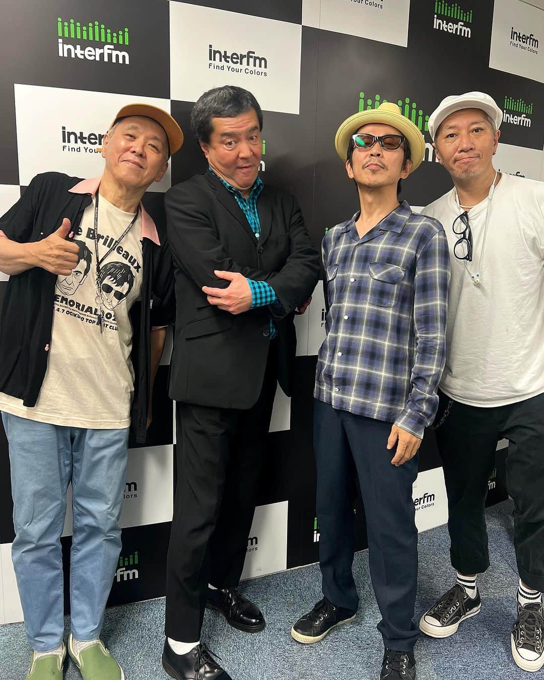 のインスタグラム：「インスタライブのあと、深夜12時からはゴキゲンradioスタート！今夜はゲストに初登場Blue Beat Playersのマーク&タイキ。新曲はもちろん話題のあのイベントのこととかも！オイスカ、ドロップスもねー！ #kenrocksnite #interfm897 #bluebeatplayers #skavillejapan」