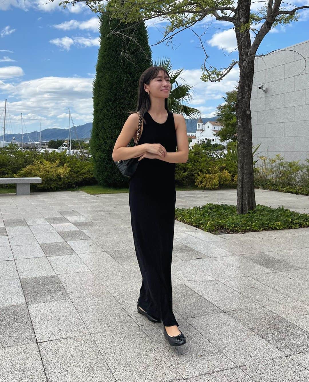 渡邊智子のインスタグラム：「all black🖤 @studiodoe」