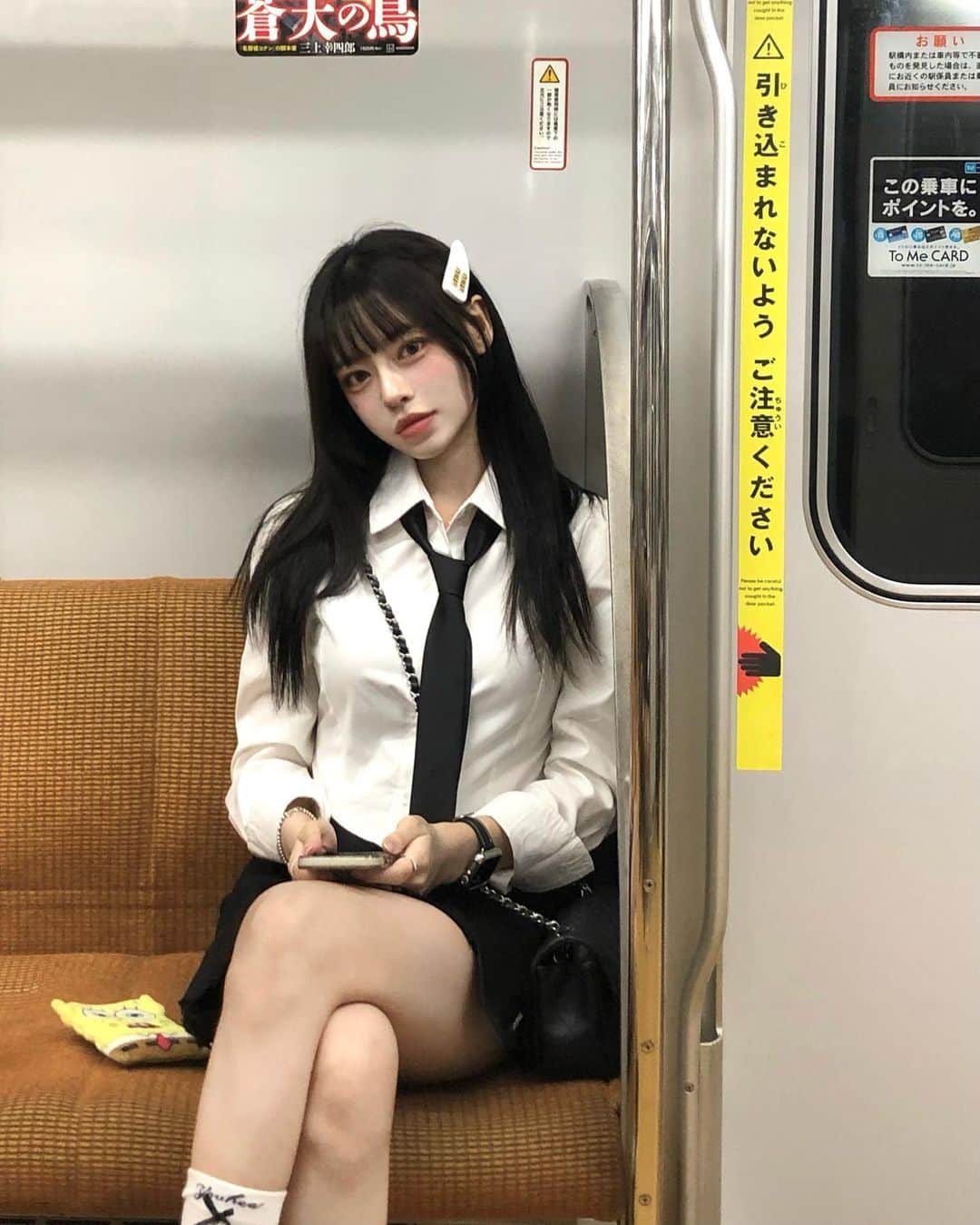 ウィ・ソンヒのインスタグラム：「다들 햎피 추석 🤍 나는 10시간째 차 안 …」