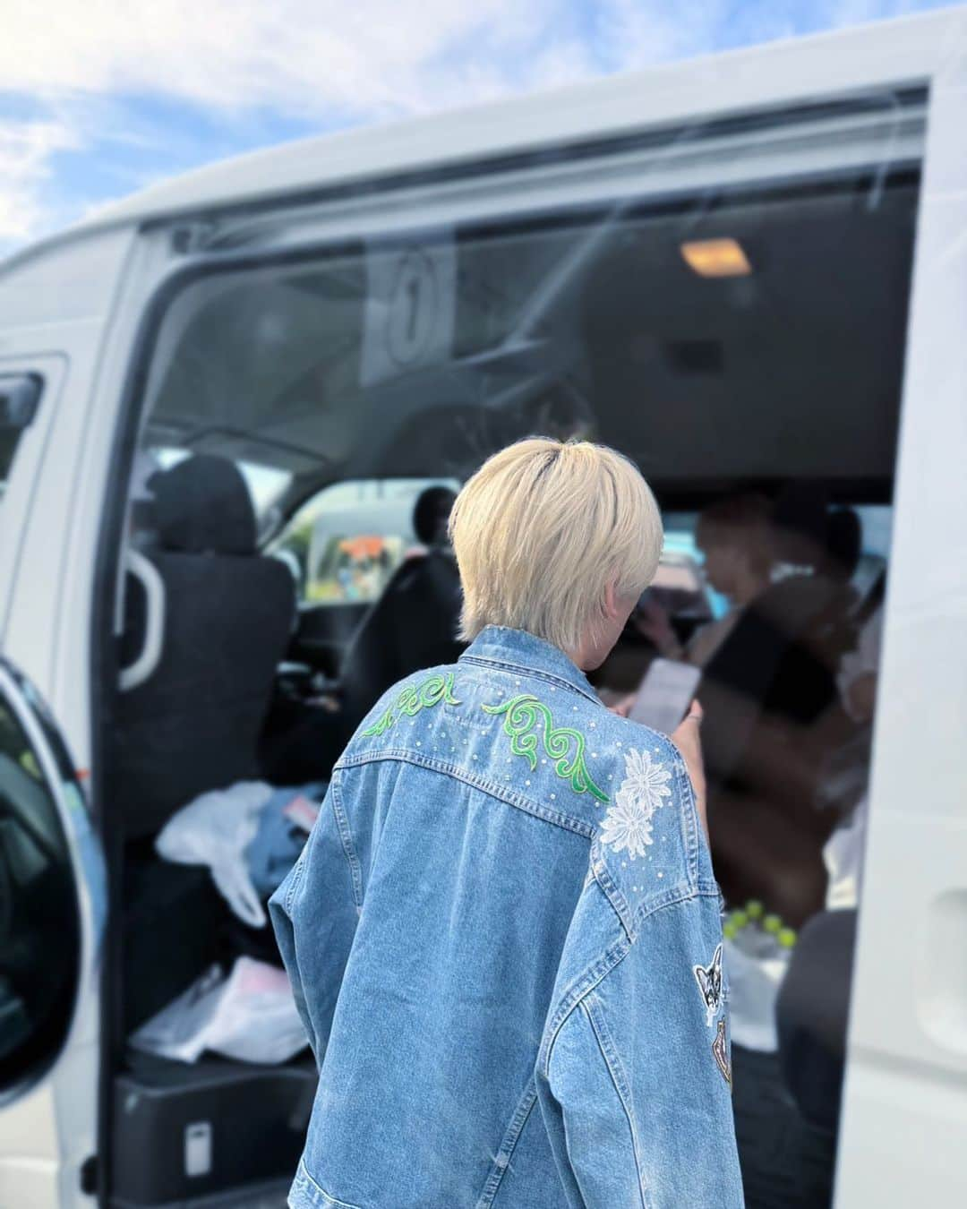 YUYAさんのインスタグラム写真 - (YUYAInstagram)「車待機奴🚙」9月29日 19時05分 - 7sense_fuju