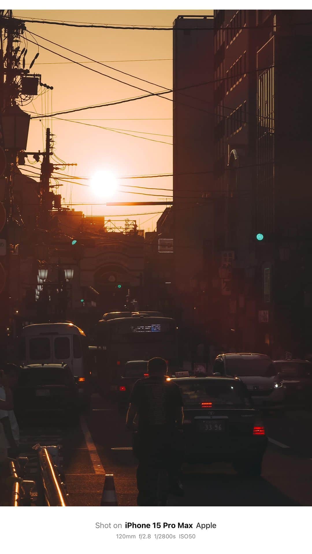wacameraのインスタグラム：「Kyoto snap with iPhone15 pro max x5  届いたので早速5倍ズームスナップしてきた。 なかなかいい写りするわー！」