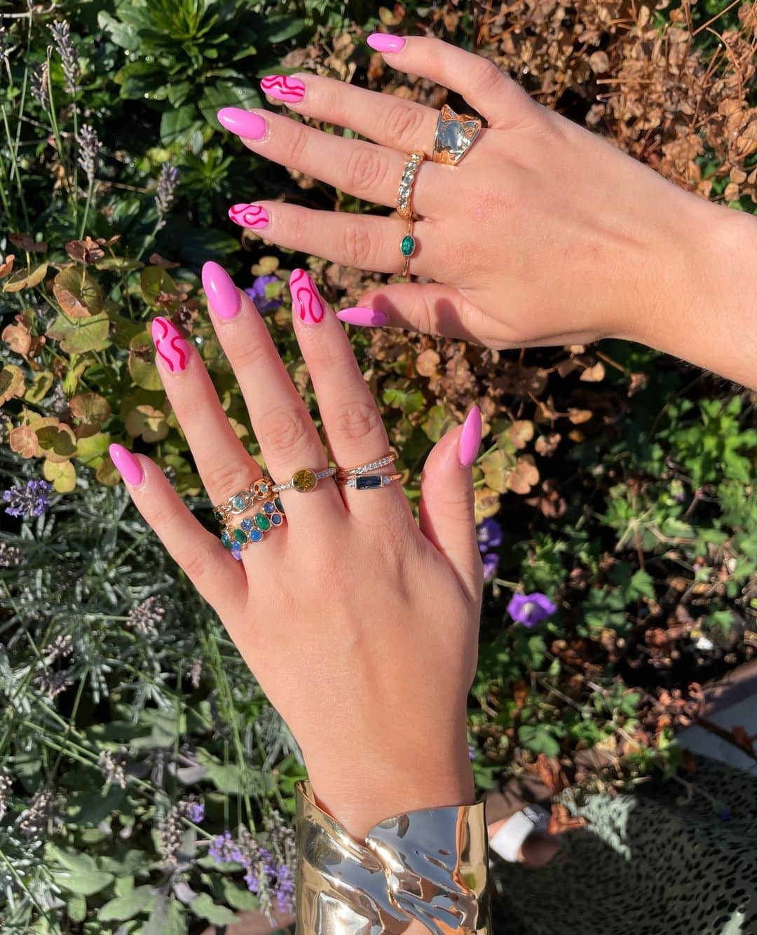 アクセサライズのインスタグラム：「Ring 'em up 📞」