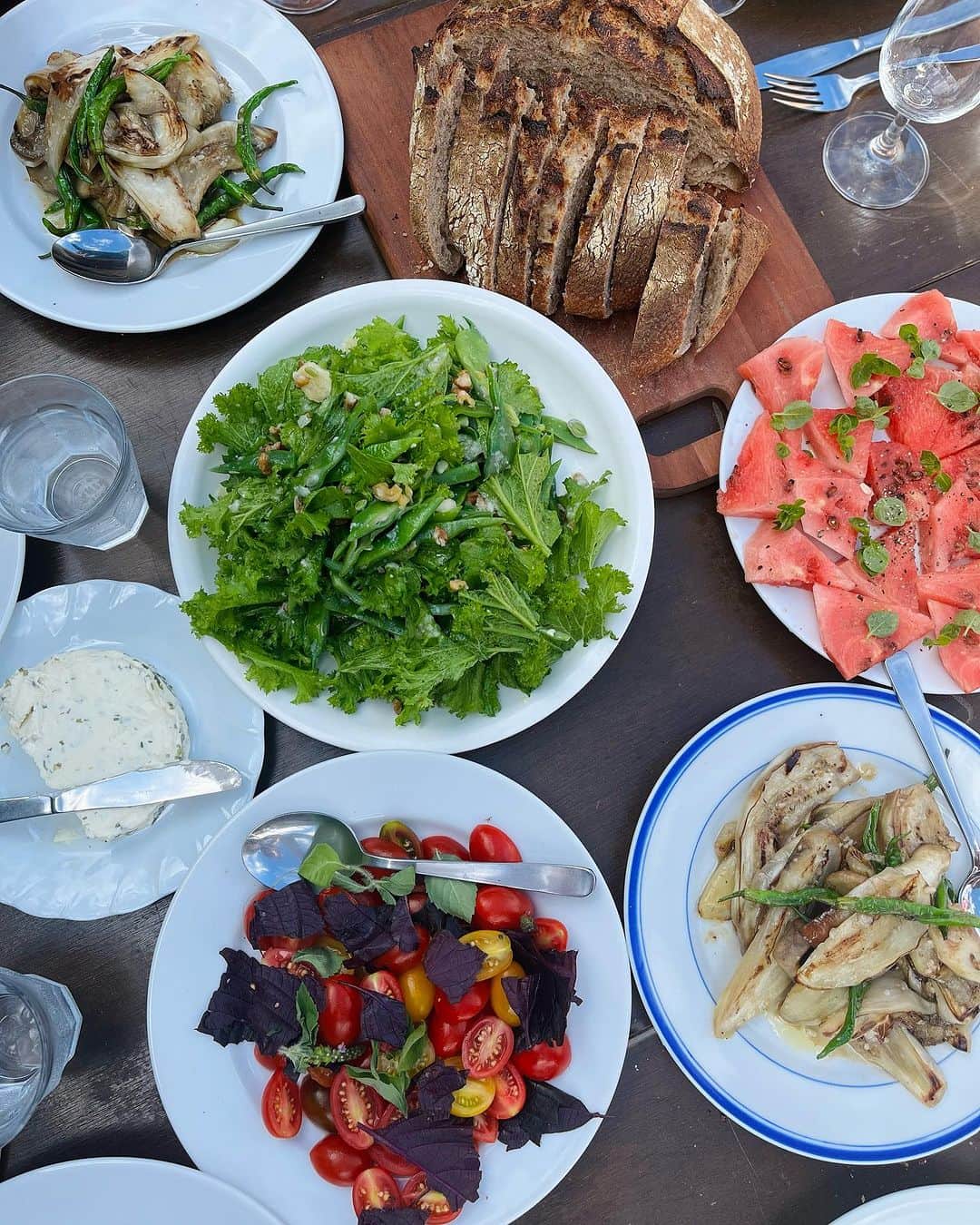 和田安佳莉のインスタグラム：「🥬🥖🍉🍆🧀  #summer #healthy #美味しいは幸せ」