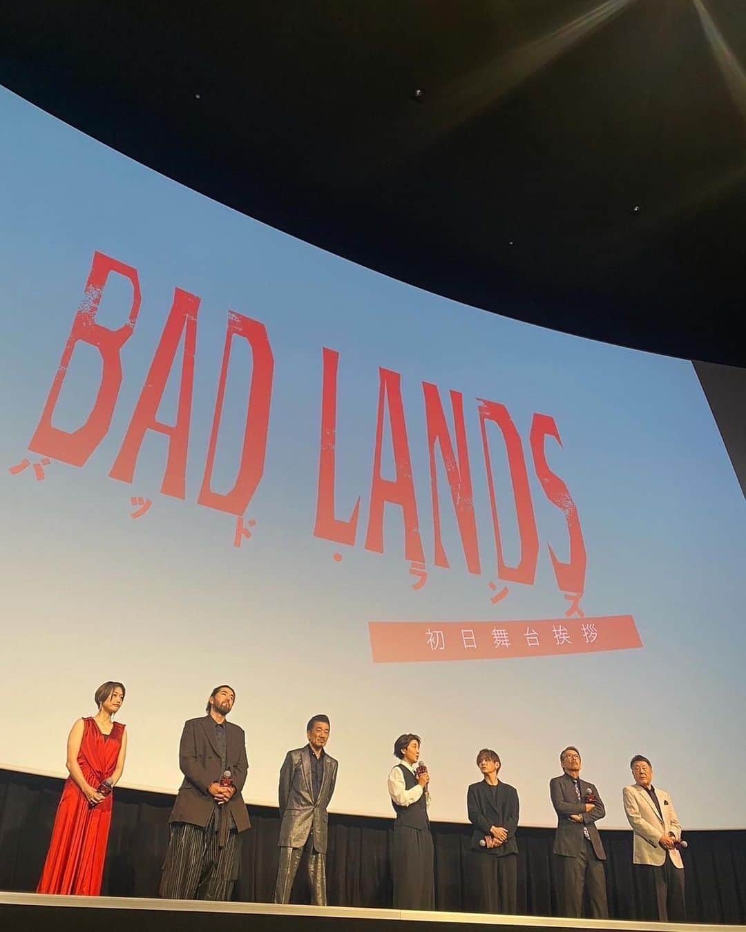 山田涼介さんのインスタグラム写真 - (山田涼介Instagram)「⁡ ⁡ 映画 BAD LANDS 本日より公開です。 初日舞台挨拶して参りました。 沢山の人にこの映画が届きますように、、、🌕✨ ⁡ #BADLANDS #Ryosukeのいんすた #山田涼介」9月29日 19時23分 - ryosuke_yamada059