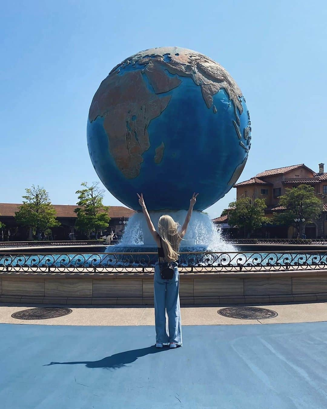 坂本礼美さんのインスタグラム写真 - (坂本礼美Instagram)「. 🧸🎀🦖🐳🌏  #東京ディズニーシー #tokyodisneysea」9月29日 19時27分 - remi_1103