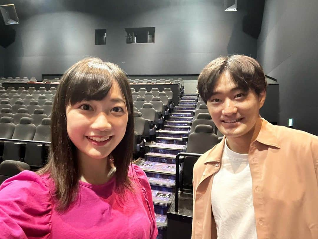 松本亜美のインスタグラム：「明日は9月最後の土曜日！ シネマレビューの放送日です🎥 今回もイオンシネマ新潟南からお送りします！  どんな映画が登場するのでしょうか？？ ヒントは3枚目👀 ゆとり世代の私も、ドラマを楽しみながら観ていたので劇場でどんな展開が待っているのか、楽しみです♪  詳しくは明日の午前11:40からの番組をチェック✨  #teny #テレビ新潟  #シネマレビュー #映画情報番組  #イオンシネマ新潟南 #イオンモール新潟南  #映画館 #cinema  #ゆとり世代  #アナウンサー  #大島巧アナウンサー  #松本亜美」