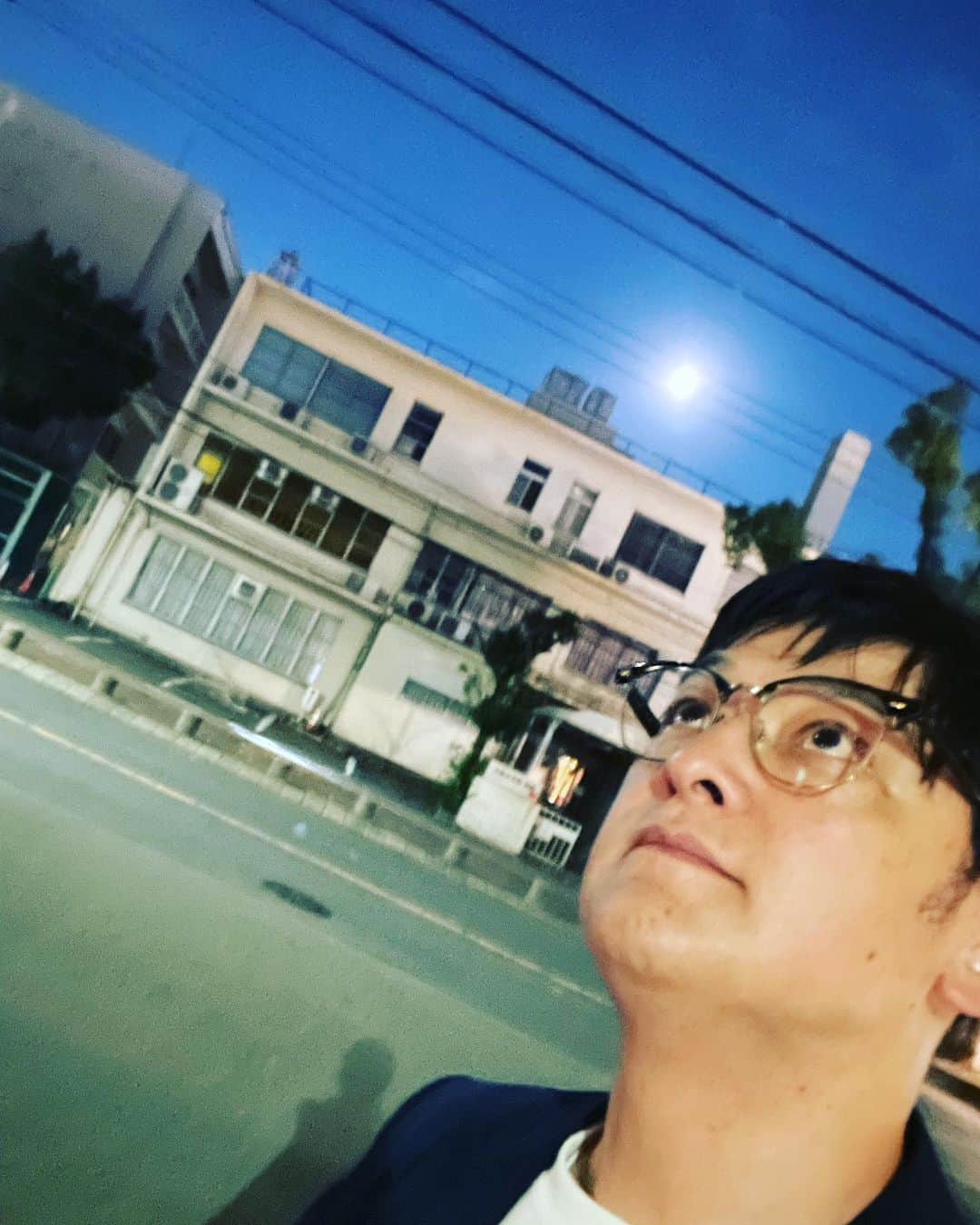 宮田麺児さんのインスタグラム写真 - (宮田麺児Instagram)「満月撮れた。見れた #中秋の満月 #月 #満月 #ながほり」9月29日 19時41分 - miyatamenji