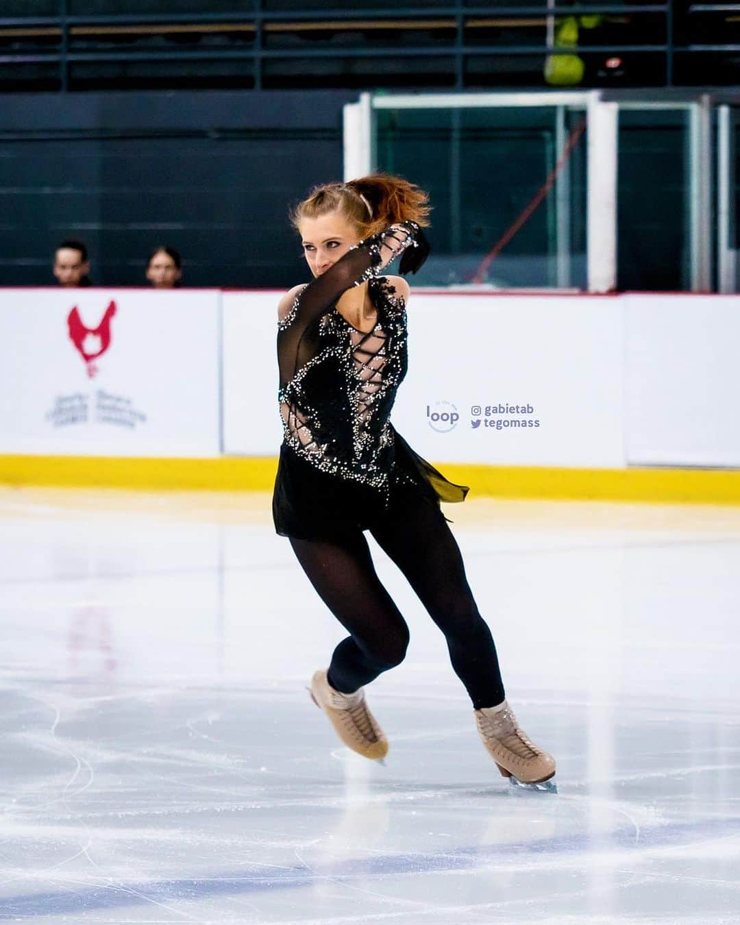 エリスカ・ブレジノワさんのインスタグラム写真 - (エリスカ・ブレジノワInstagram)「Autumn classic international 🇨🇦  The season has begun ⛸️  #newseason #montreal #canada #competition #figureskating」9月29日 19時46分 - eliskabrezinova