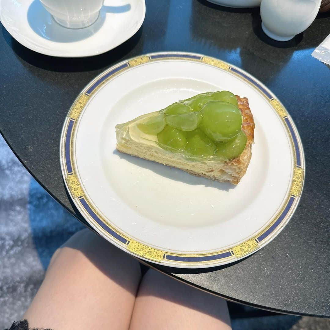 ののこのインスタグラム：「행복..😋🍇💚💚」