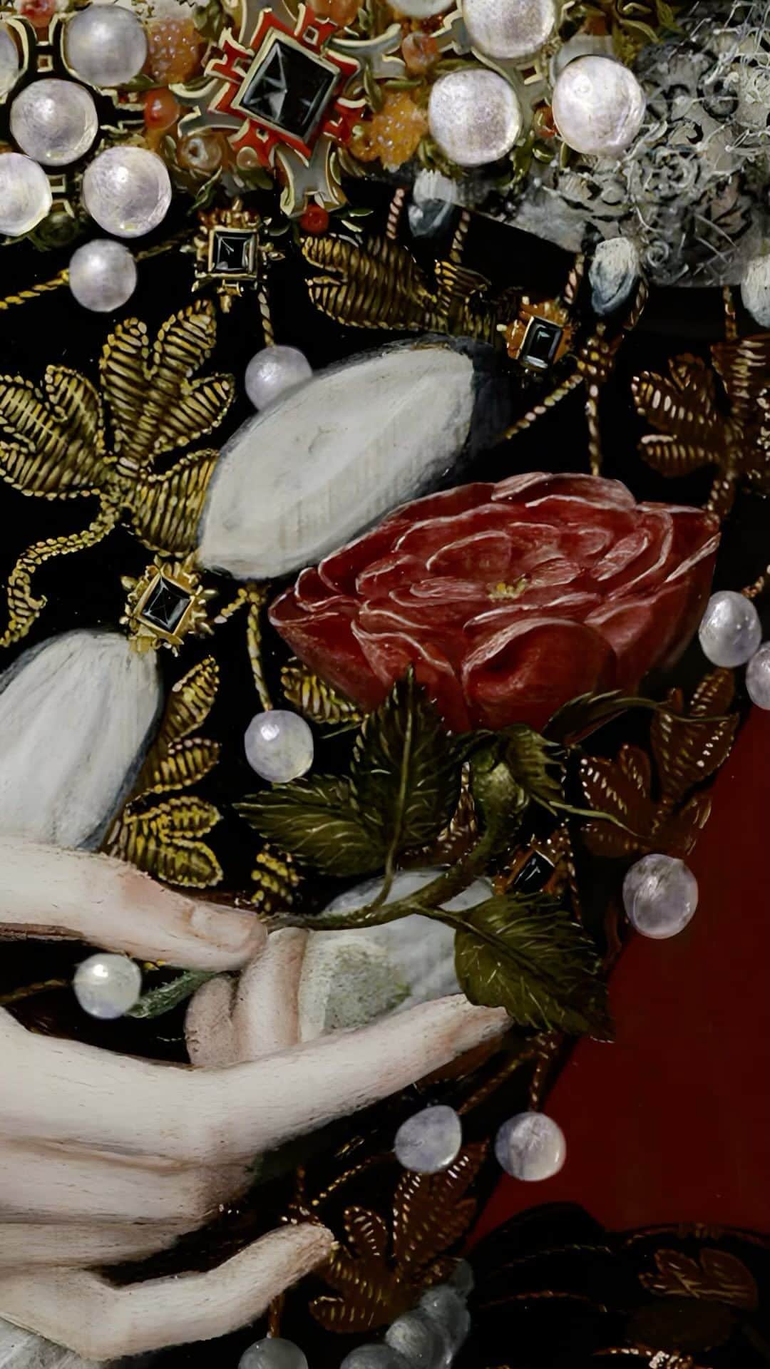 アレキサンダー・マックイーンのインスタグラム：「Tomorrow, the Alexander McQueen Spring Summer 2024 Womenswear Show live in Paris.  Saturday 30th September  6:30PM CEST⁣  Watch the show live on Instagram.  #AlexanderMcQueen #McQueenSS24  I Am by Rob Lewis Music Director: John Gosling Animation by James Pierson Image ©️ National Portrait Gallery, London」
